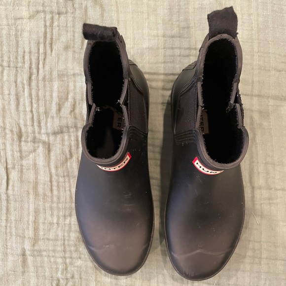 Hunter Original Waterproof Chelsea Rain Boot - Picture 5 of 9